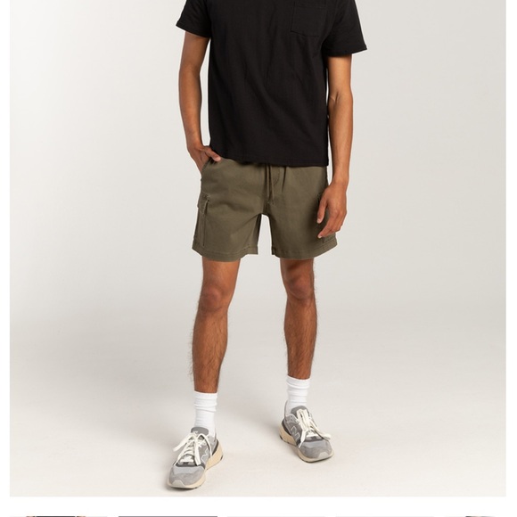 NEW RSQ Mens Cargo Twill Pull On Shorts Size:L - Picture 1 of 6